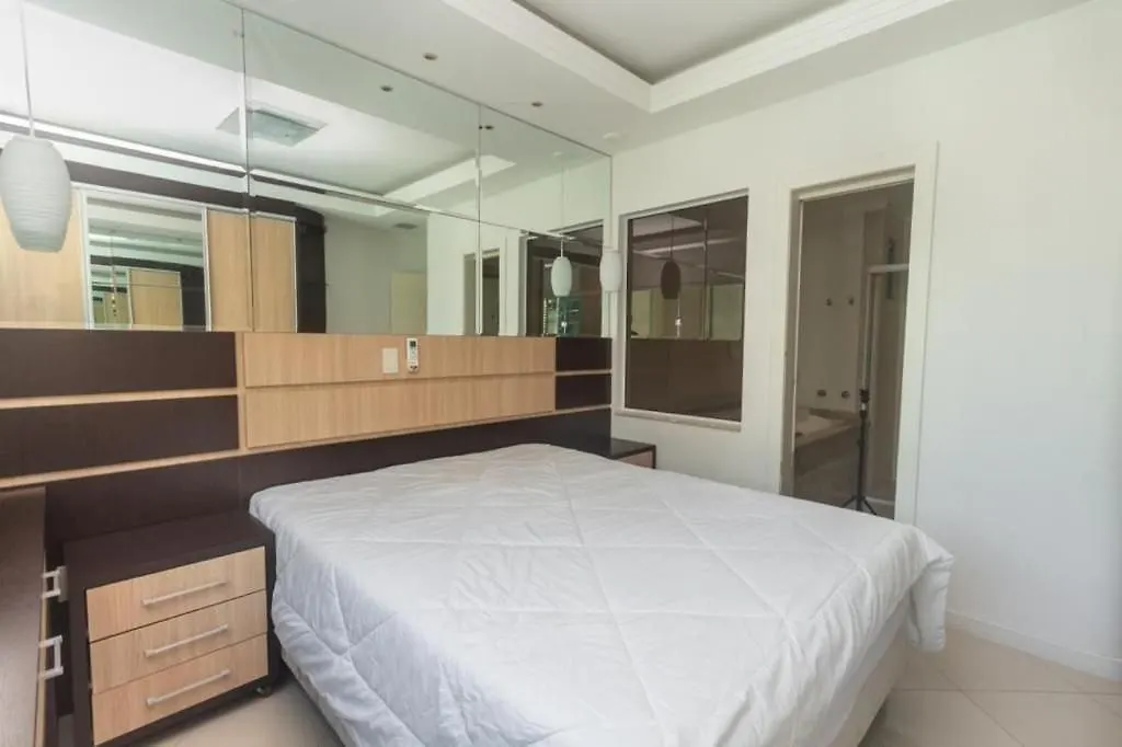 איטפמה Apartamento Almeida E Moraes 3 Suites Com Hidro דירה